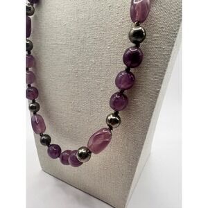 Vintage 24" Purple‎ Swirl Beaded Necklace – Dyed Agate or Glass